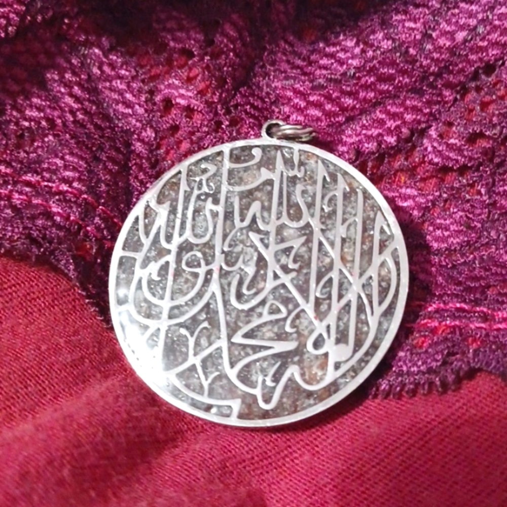 Shahada Pendant Solid Titanium Setting Cast With Crystals Inside